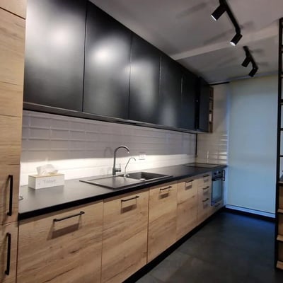 Alquiler de un espacioso apartamento de 3 habitaciones, 80 m², vista al lago, Campus, Constanța, Rumanía